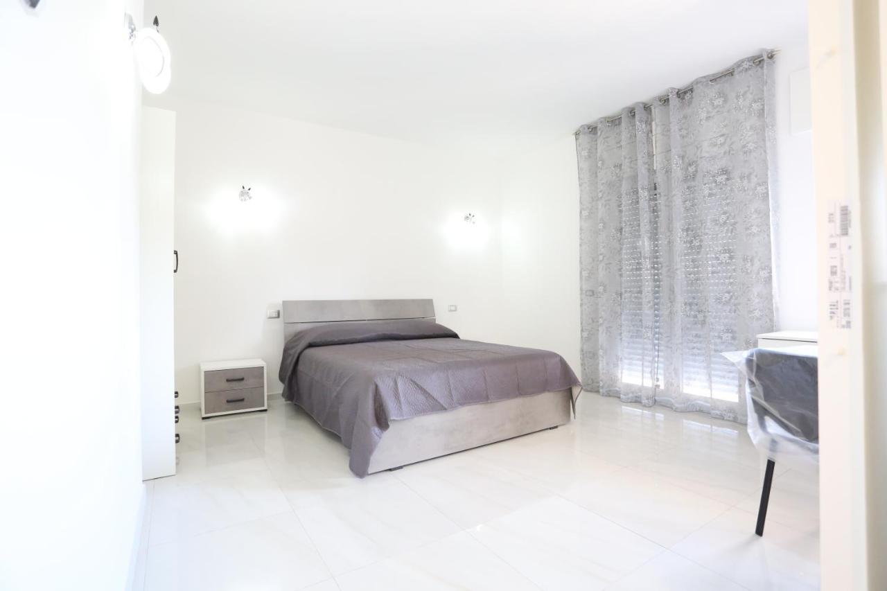 Il Giglio Hotel Castel Volturno Ngoại thất bức ảnh